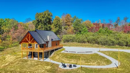 Moonlight Meadow cabin at Trickle Creek at Hocking Hills