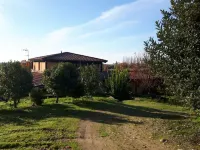 Fantastic rural house "Amaltea" in Candeleda Hoteles en Candeleda