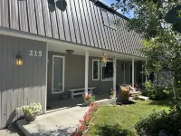 Idyllic apartment near the Tetons and Yellowstone