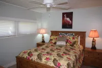 Fishing Cottage on the Indian River Lagoon 2 miles from the Ft Pierce Inlet