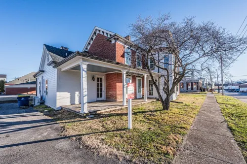 Enjoy Beautiful Historic Franklin Here! Hotels in Franklin