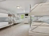 Welcome to “The Barn” — A One-of-a-Kind Lakeshore Retreat"Sleeps 18" Hotels in Park Township