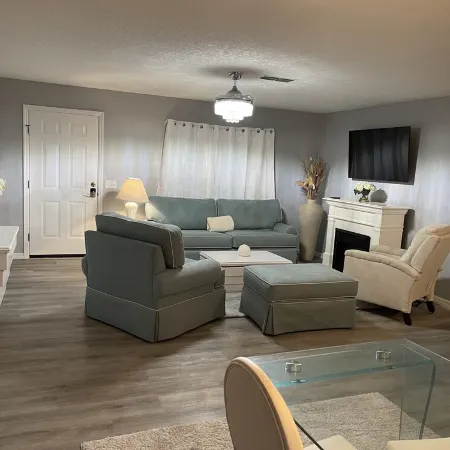 Snow’s Florida Retreat