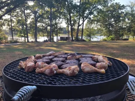Cozy Lake Fork Cabin~private boat ramp, open-air dock & lift, fire pit