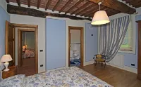 La Principessa  Tuscan farmhouse with pool on wine road of Montecarlo-Lucca