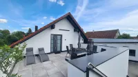 Deluxe apartment - with 140 sqm & with roof terrace & private garden