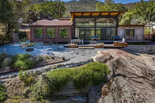 Best Swimming Hole in Town - Five Bedrooms - All King Beds!