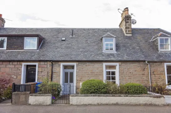 Rose Cottage City Centre -  near the River Ness