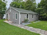 Willsboro Relaxing Waterfront Getaway