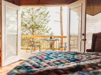 Coal City Bluff Cabin Hotels in Dade County