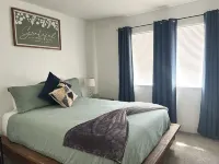 HEATED Pool, Spacious home 7 MIN to airport* 이스트게이트 플라자 주변 호텔