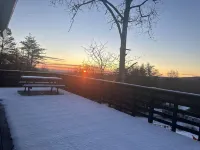 Omg Modern Country House Wrap Around Deck Beautiful Sunrise Walk to Zoom Flume. - Wi-Fi
