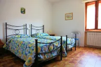 HOUSE WITH GARDEN ON THE TUSCAN HILLS about 20 minutes from the sea WI-FI FREE