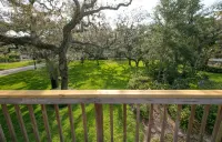 Fully Renovated "Old Florida" Apartment