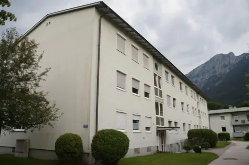 Cozy city apartment with carport for 2 to 5 people near the thermal baths