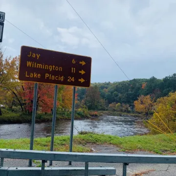 Spacious 2 Bedroom Rental on the Au Sable River