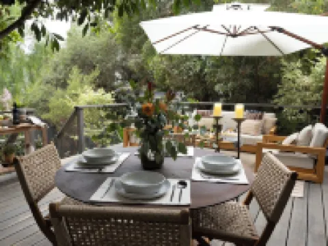 Birds Nest of Topanga - Boho Chic and Minutes from Beach and Topanga Village!! Hotels in Topanga