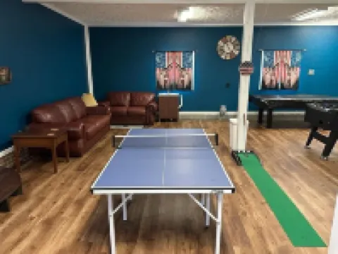 Lakefront Home- 7 bedroom 4.5 bath- Sleeps 16 + Game Room, PS-4 - Badin Lake, NC