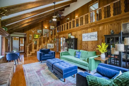 River House, kayak, fishing, king beds, riverfront