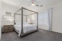 Queen Creek Paradise!! Hotels in Queen Creek