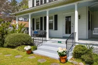 Irvington Country Getaway House