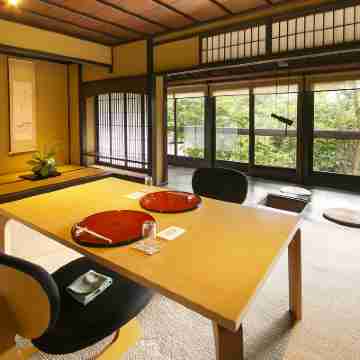 Wataya Rooms