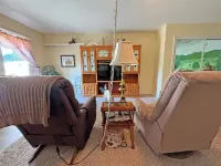 Cozy farmhouse studio, a chicken lovers dream!