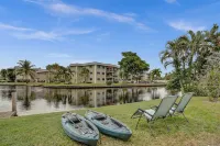 Walk to Wilton Dr | Waterfront