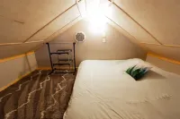 The Hygge House // A Cozy Guest House 15 min from Downtown