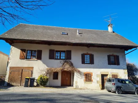 Entire house, quiet and at the gates of Annecy Отели в г. Сейно