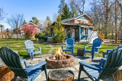 Modern & Cozy, Minutes to Airport & WNC Ag Center