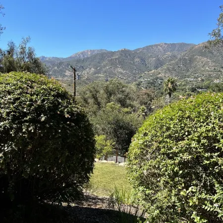 Mountain Views/Studio in Montecito. 7-10 min to beach or downtown SB