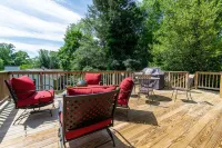 Rancher, Pets Welcome, Wash/Balt/Annplis Family Friendly Pool Table, Deck, River Hotels near 2nd Swing Golf