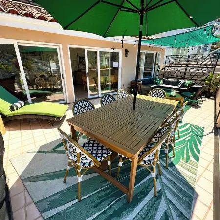 Catalina Dreamin' // Your Ultimate Island Getaway! // Remodeled 3 Bed + 2.5 Bath