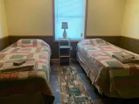 Kara Creek Ranch - 2 Bedroom Cabin with Kitchenette #3