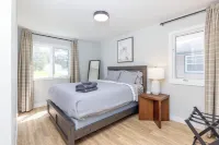 Renovated 5-bedroom house in Minneapolis, Richfield. - 3-Star