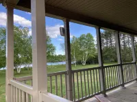 Escanaba River Escape-The Birch Tree Home   Modern 3Br Riverfront Retreat Hotels in Escanaba Township