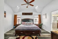 Relax at Frisco Escape Oasis Home with Spa