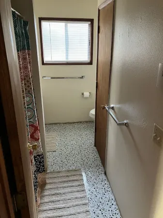 Quaint Apartment Blocks from Downtown Eugene Отели рядом с достопримечательностью «Jordan Schnitzer Museum of Art»