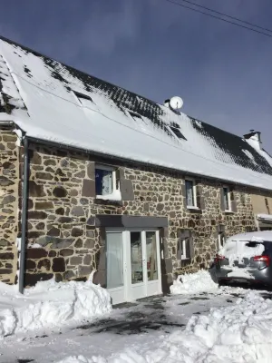 Apartment Gîte Besse Roc de Combes Rated  and 4.93 on Another Site, Auvergne Hotels near Super Besse