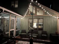 Hot Tub! Fire Pit, Golf Cart, Fall Hiking, Holiday Memories & Coffee Experience