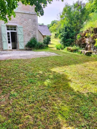 Large vacation home in the Lot in the heart of the Quercy regional park Отели в г. Сен-Сюльпис