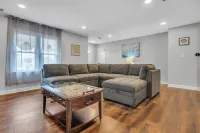 2 King Bedrooms. 2 Blocks to beach. Outdoor Seating Area. 75" TV w/ soundbar Hotels in Seaside Heights