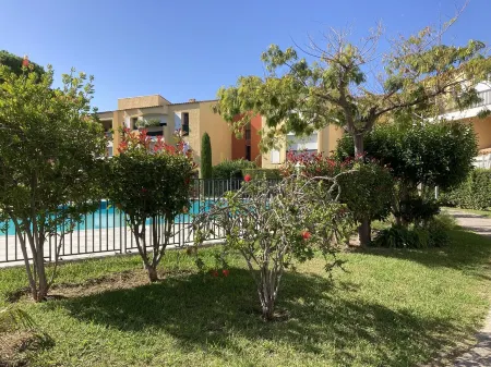 Appartement de Standing Cassis Bellevue. Animaux Acceptés, Avec Piscine 25 m Отели рядом со станцией Cassis