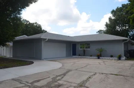 Charming Suite 1B/1B Centrally Located Tampa Отели в г. Ситрэс-Парк