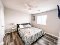 Beautiful/Spacious house Hotels in Alief