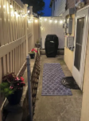 Stylish and comfortable 2BR APT Steps to the beach!