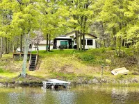 Lakefront! Pine Cone Cottage on Lake McKinley NEW