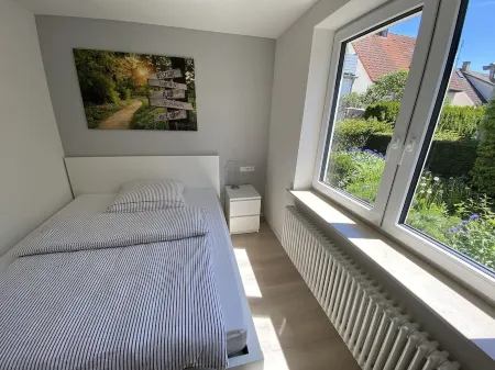Westside Apartment Aalen - Modern, Quiet Location, 1 Separate Bedroom, Terrace