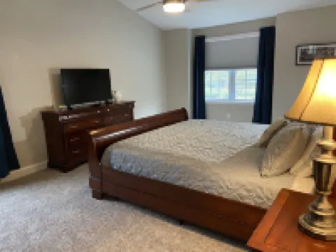 New Home, AC, Beach Passes, Hot Tub, EV Charger, Linens, & No Cleaning Fee!